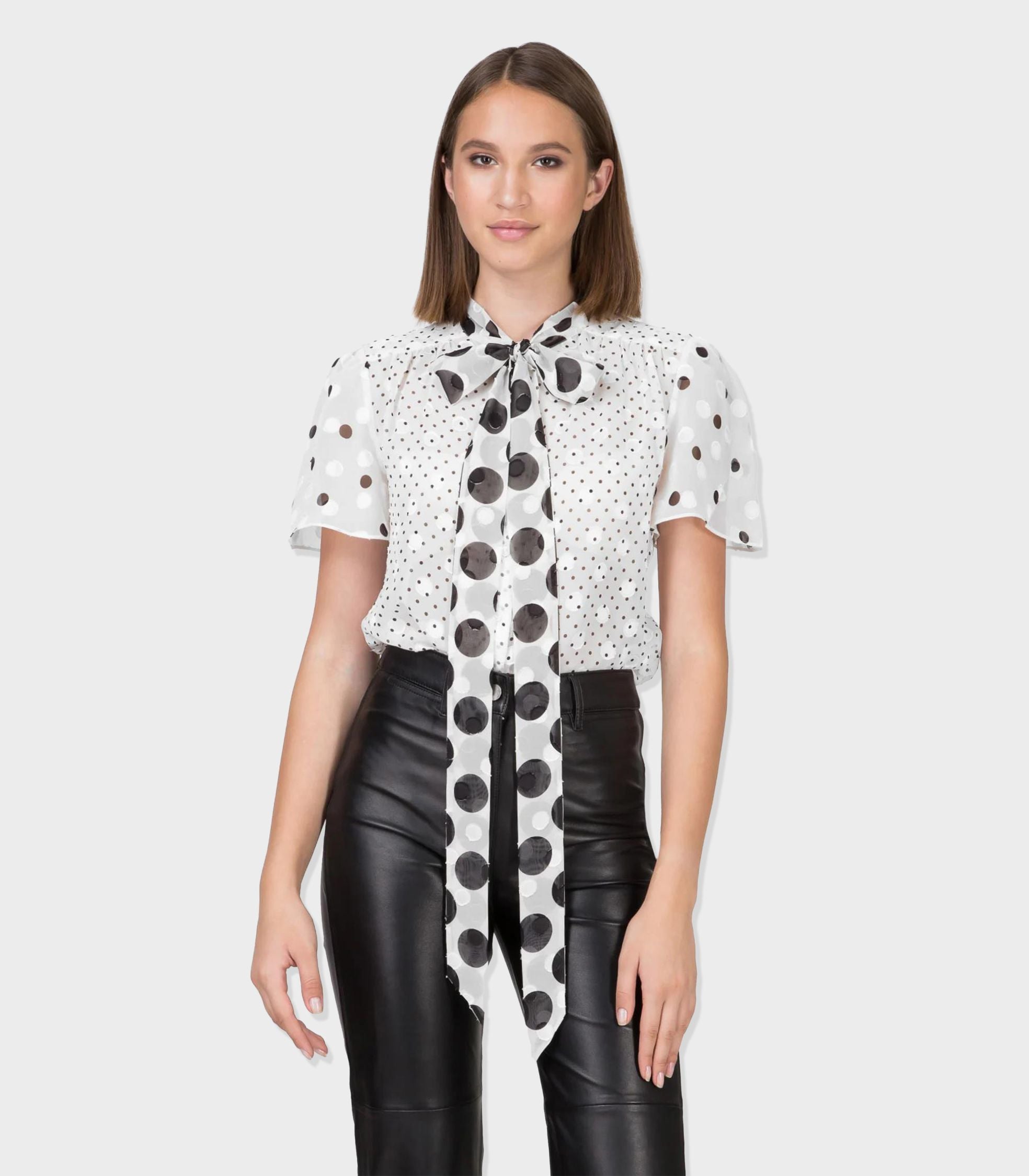 WHITE/BLACK