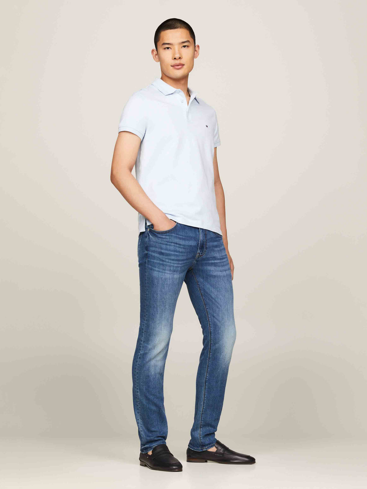 Blue / White