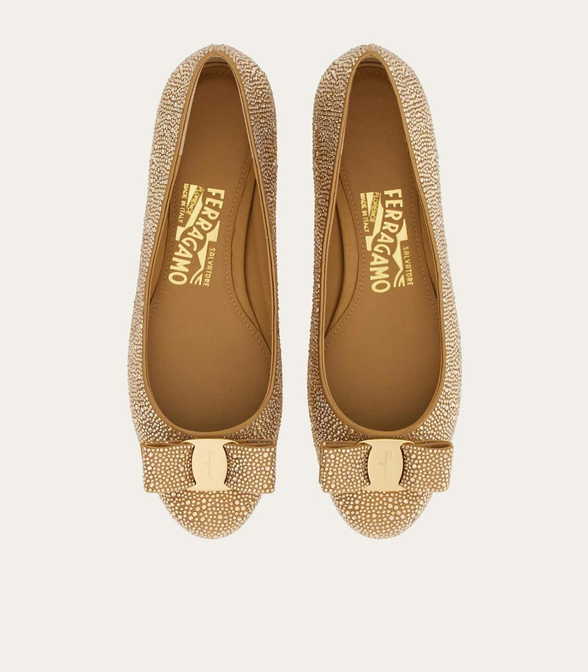 Light brown/Beige