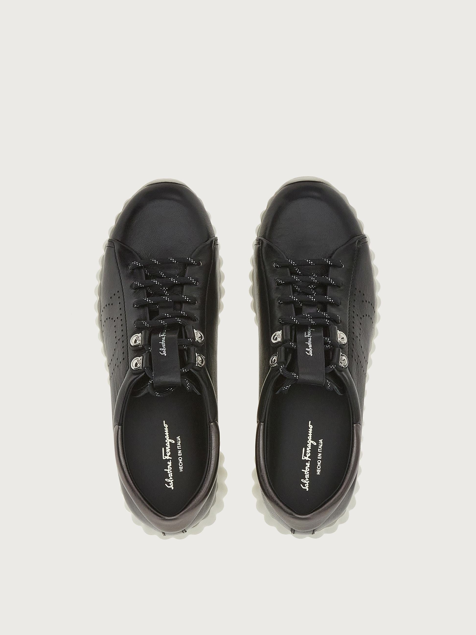 BLACK 5