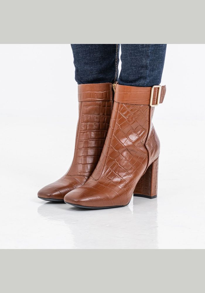 medium brown