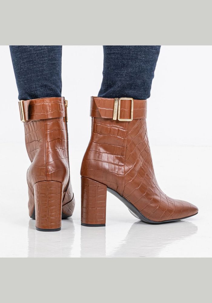 medium brown